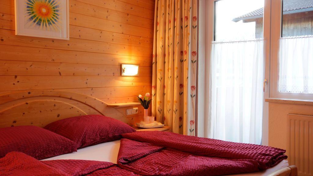 Haus Alpenglueck Apartment Kaunertal Bagian luar foto